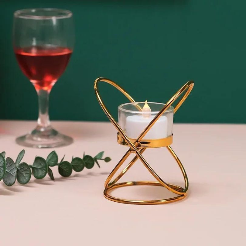 Modern Dinner Table Gold Candlestick Holder