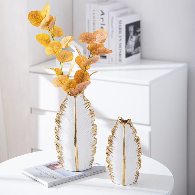 Nordic Gold Pleated Leaf Ceramic Vase